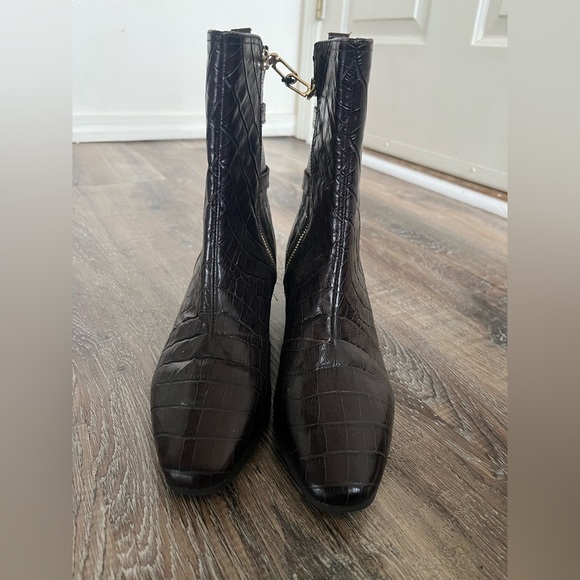 Talbot Booties size 9 - Picture 3 of 8